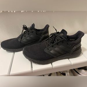 Mens Adidas Primeblue Shoes size 13